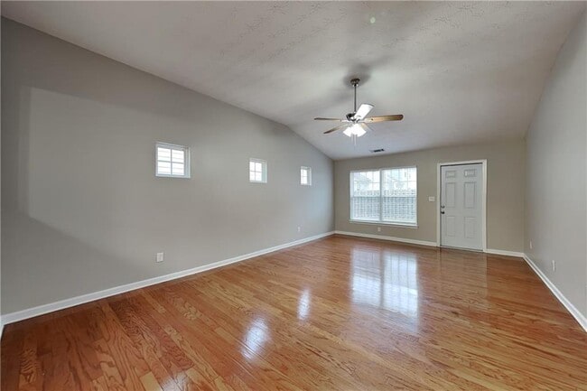 21 Venetian Way in Dallas, GA - Building Photo - Building Photo