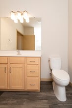 Layton Preserve in Greenfield, WI - Building Photo - Building Photo