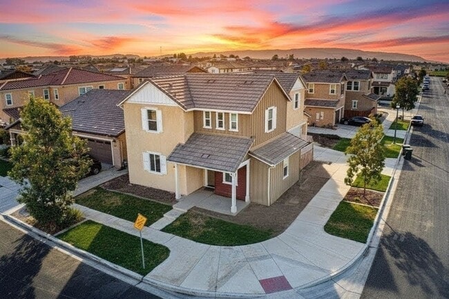 property at 1901 Jaye Ct