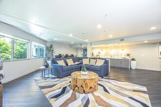 Bridgecreek in Novato, CA - Foto de edificio - Building Photo
