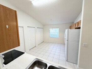 120 Foxhall Ln in Palm Coast, FL - Building Photo - Building Photo