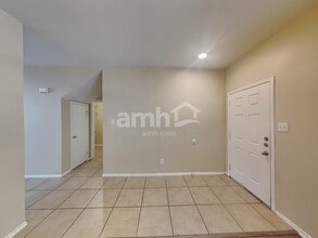 26814 Sparrow Rdg in San Antonio, TX - Foto de edificio - Building Photo