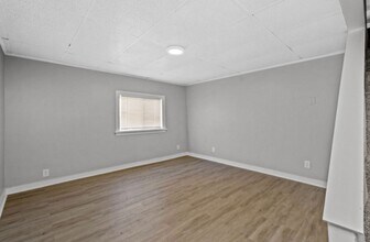 2701-2703-2703 Oakley Wy in Pittsburgh, PA - Building Photo - Building Photo