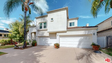 4950 Densmore Ave in Los Angeles, CA - Building Photo - Building Photo