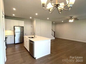 10476 Dalton Woods Ct NW in Huntersville, NC - Foto de edificio - Building Photo
