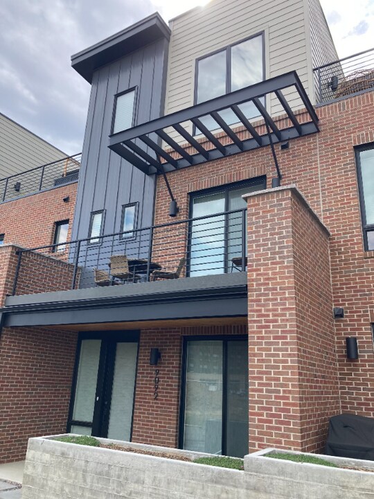 9092 Harlan St in Westminster, CO - Building Photo