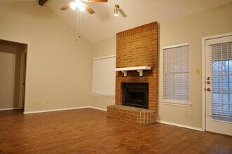 6804 Wayfarer Trail in Fort Worth, TX - Building Photo - Building Photo