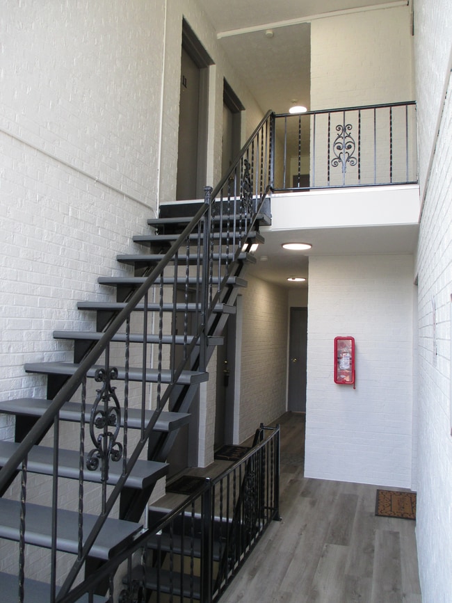 Gold Key Apartments in Cincinnati, OH - Foto de edificio - Building Photo