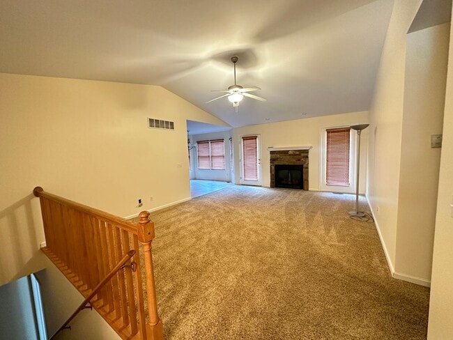 883 Meadows Dr in Jackson, MI - Building Photo - Building Photo