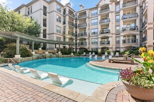 Avana Uptown in Atlanta, GA - Building Photo