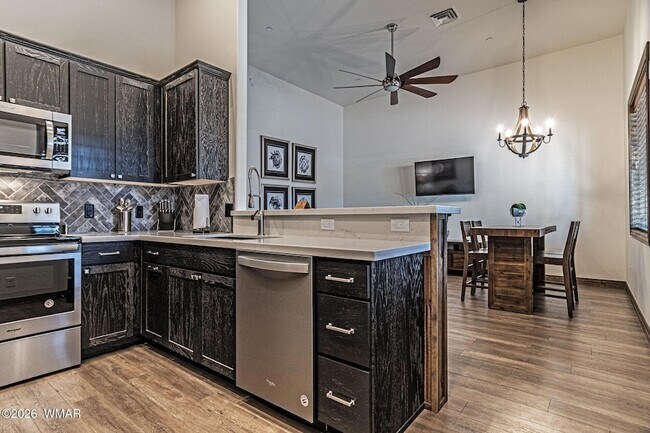 3350 W Sugar Pine Way in Show Low, AZ - Foto de edificio - Building Photo