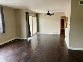 6811 Alvarado Rd, Unit 2nd flr in San Diego, CA - Building Photo - Building Photo