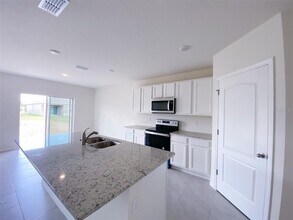 2739 Sunkissed Dr in St. Cloud, FL - Building Photo - Building Photo