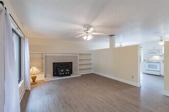 2519 Elderberry Dr in Clearwater, FL - Foto de edificio - Building Photo