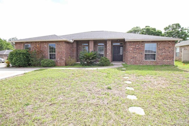 7077 Marissa Point Ln in Milton, FL - Building Photo - Building Photo