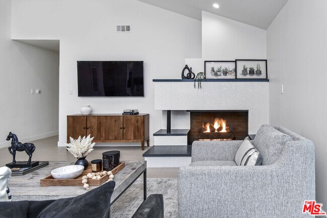 4512 Libbit Ave in Los Angeles, CA - Building Photo - Building Photo