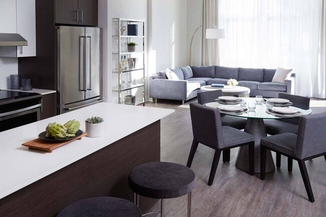 Marc Chagall in Montréal, QC - Foto de edificio - Building Photo