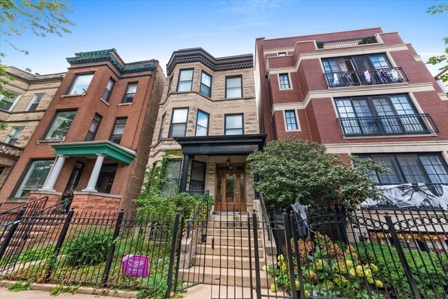 3744 N Fremont St in Chicago, IL - Building Photo - Building Photo