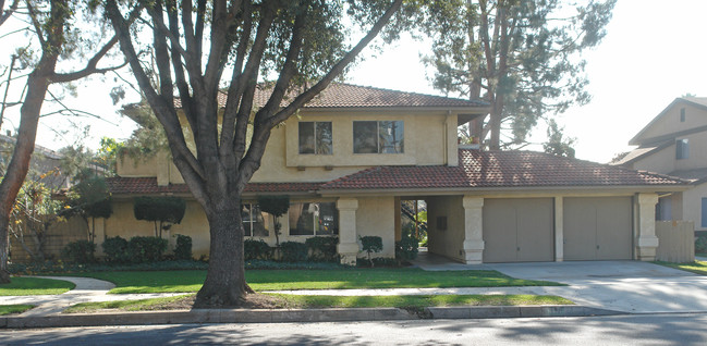 418 W Center St in Covina, CA - Building Photo - Building Photo