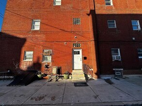 1523 S 10th St in Philadelphia, PA - Building Photo - Building Photo
