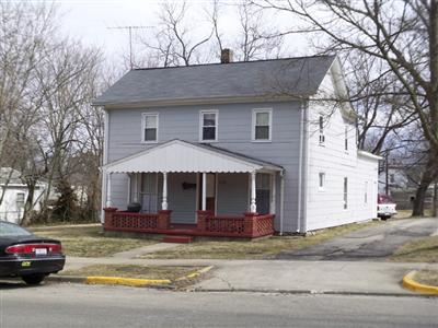 215 N College Ave in Oxford, OH - Building Photo