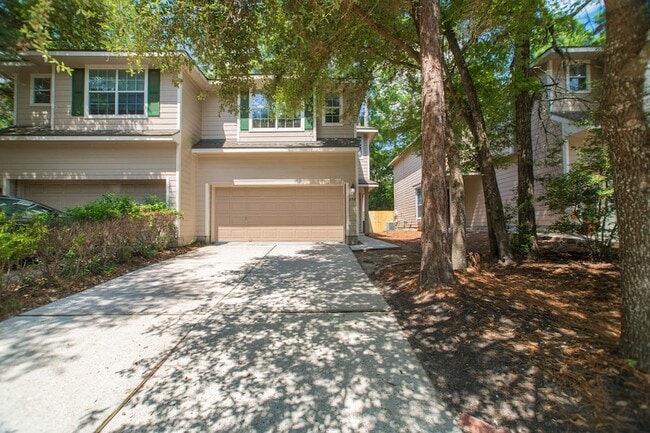 property at 262 Liriope Ct