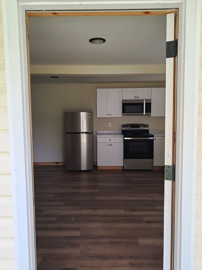 327 B 327 Sulphur Springs Rd in Chilhowie, VA - Building Photo - Building Photo