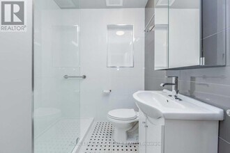 1089 Broadview Ave in Toronto, ON - Building Photo - Building Photo