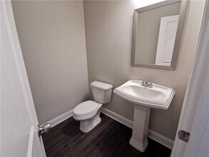 3677 BRYANT Mdw Cir in Buford, GA - Building Photo - Building Photo