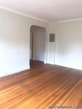 2045 Commonwealth Ave, Unit 48 in Boston, MA - Building Photo - Building Photo