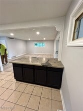 1304 Brookdale Ln in Kent, OH - Building Photo - Building Photo