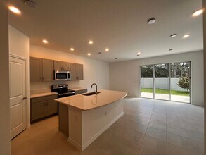 3585 Anibal St in Kissimmee, FL - Building Photo - Building Photo