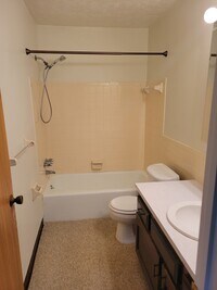 Ridgewood Apartments photo'