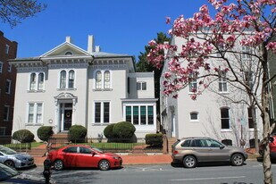 105 E Church St in Frederick, MD - Building Photo