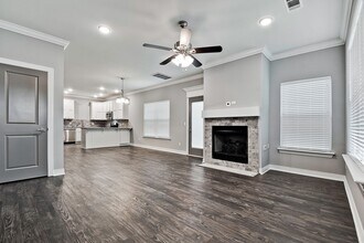 1711 W Broadway Pl in Rogers, AR - Building Photo - Building Photo