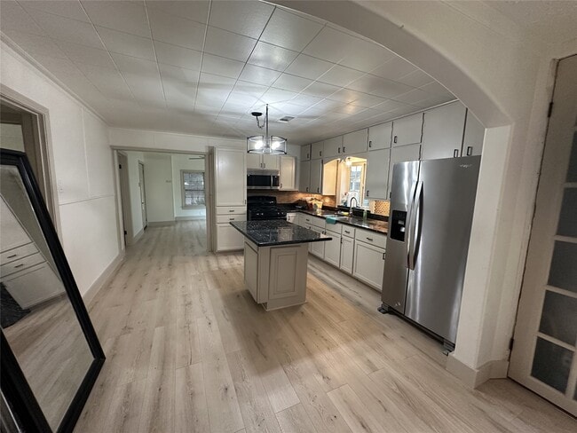 1747 5th St in Rosenberg, TX - Building Photo - Building Photo