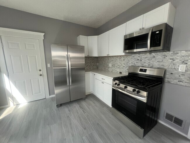360 Sherman Ave in New Haven, CT - Building Photo - Building Photo