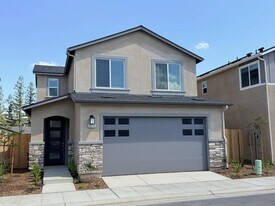 6576 Blushing Dr in Fresno, CA - Building Photo