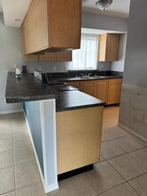 910 SW Airoso Blvd in Port St. Lucie, FL - Building Photo - Building Photo