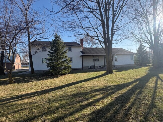 14206 Grabill Rd in Grabill, IN - Building Photo - Building Photo