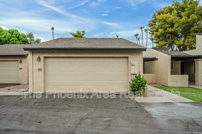 property at 2256 W Lindner Ave