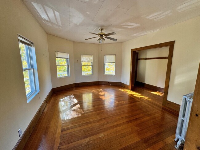 243 Highland Ave, Unit 2