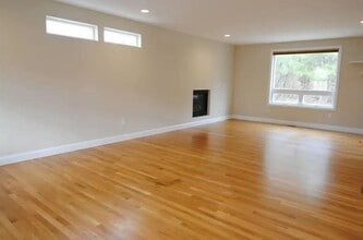 37 Schwinn Dr in Nashua, NH - Building Photo - Building Photo