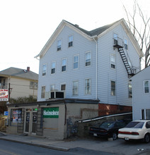 938-940 Douglas Ave in Providence, RI - Building Photo - Building Photo