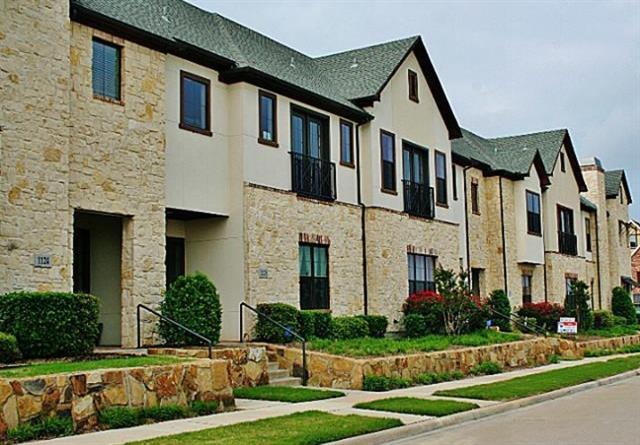 1136 Hemingway Ln in Irving, TX - Building Photo - Building Photo