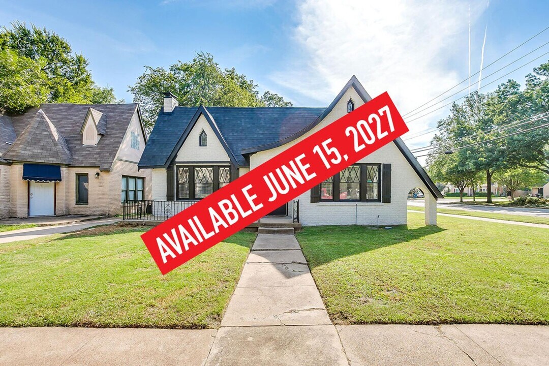 3257 Greene Ave in Fort Worth, TX - Building Photo