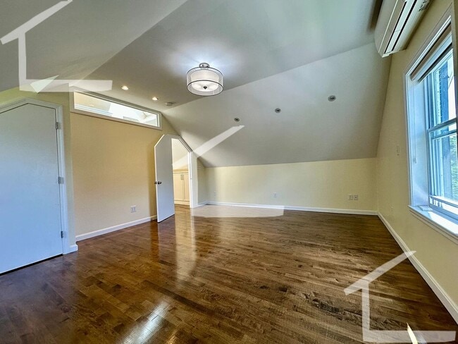21 Holton St in Boston, MA - Building Photo - Building Photo