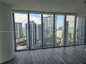 888 Biscayne Blvd, Unit 4007 in Miami, FL - Building Photo - Building Photo