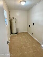 1084 Red Barn Rd in Breaux Bridge, LA - Building Photo - Building Photo