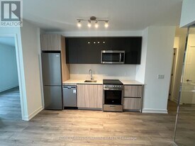 3100 Keele St in Toronto, ON - Building Photo